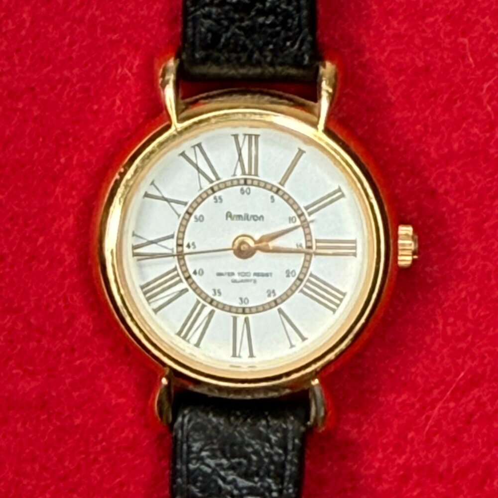Vintage Armitron Quartz Women's Analog Watch Japanese Movement Leather Untested